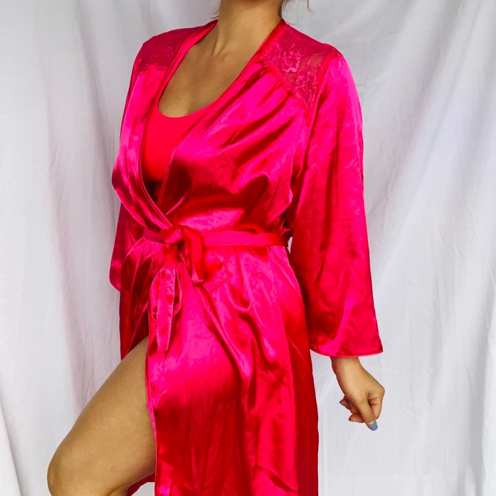 Morgan Taylor Intimates Robe